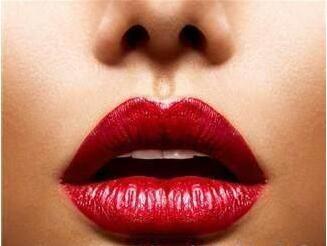 大嘴巴女人旺夫还是克夫