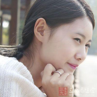 女人戴耳环的风水(好处与坏处)