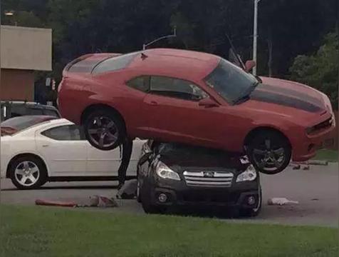 梦见翻车是什么预兆(周公解梦)