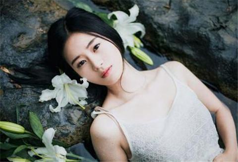 怎么追水瓶女(多久才能拿下)