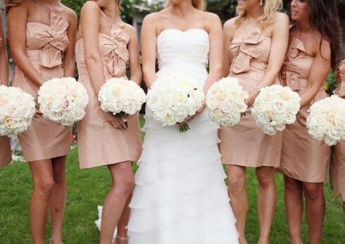 来月经了能当伴娘吗(例假会冲撞新娘吗)