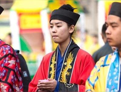 八字十神是哪十神(八字十神详解与用法)