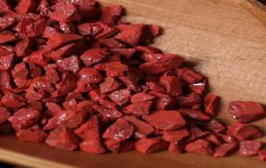 朱砂分辨真假（朱砂戴了有什么好处）