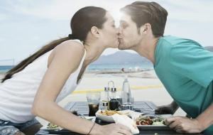 烂桃花会挤走正缘吗(烂桃花会变成正