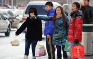 女儿在娘家过除夕克谁