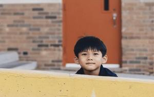 男孩名字三点水洋气有内涵的寓意好