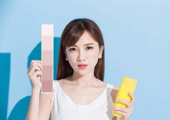 天生黑能变白吗