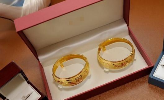 金手镯多少克比较合适