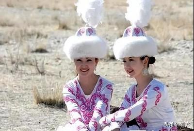 柯尔克孜族服饰特点(风俗习惯简介)