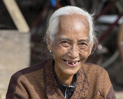 亨利集团是干什么的