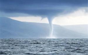 青海湖水怪多次现身是真的吗(长什么样子 真相 图片)