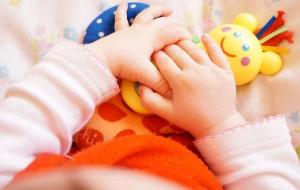 母亲和儿子享受天伦之乐的句子