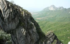 少室山和嵩山是一个山吗