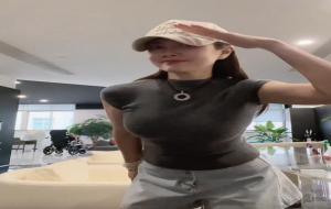 边潇潇豪宅内热舞（身材曲线太美了）