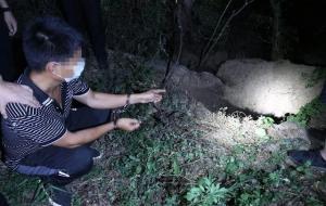 男子查古籍找到古墓群后盗墓（小城惊现“摸金校尉”）