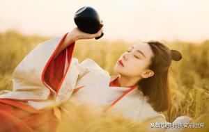 余秀华的诗真的好吗(被知名作家公开称赞)