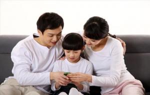 12岁该不该有手机(孩子配手机的年龄)