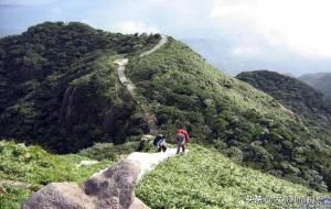 广东最高的山排名（广东山峰排名前十名）
