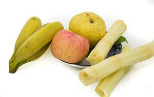 一个苹果的热量是多少大卡