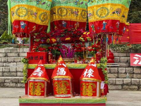 花炮节是什么族的节日