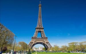 巴黎铁塔和埃菲尔铁塔是一个东西吗
