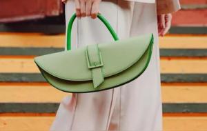 ck和小ck是一个品牌吗