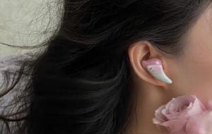 蓝牙耳机一个响一个不响怎么办