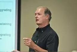 草甘膦对人体的危害（草甘膦作用与功效）