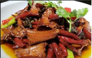 蛇肉能吃吗（吃蛇肉的好处和坏处）