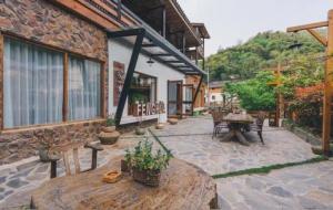 儒家拿得起,佛家看得开,道家放得下