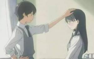 男生为什么喜欢揉女朋友头发