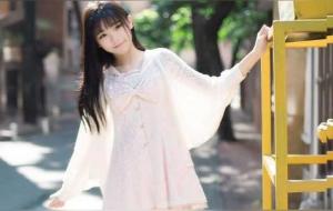 女朋友特别闷骚很吸引别人