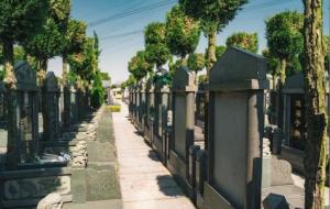 人死了为什么一定要找块墓地